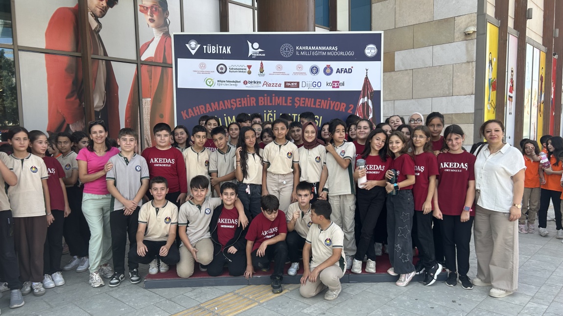 Öğrencilerimizle TÜBİTAK 4007 Kahramanmaraş Bilim Şenliği’ne Katıldık